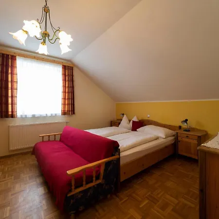 Narnhoferwirt Guest house Sankt Jakob im Walde