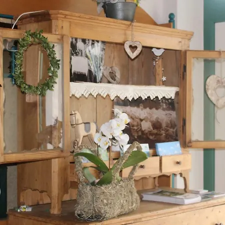 Narnhoferwirt בית הארחה