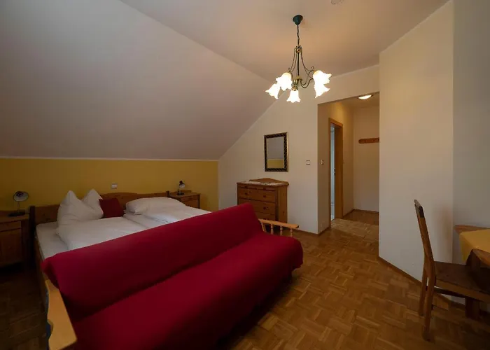 Narnhoferwirt بيت ضيافة 3*